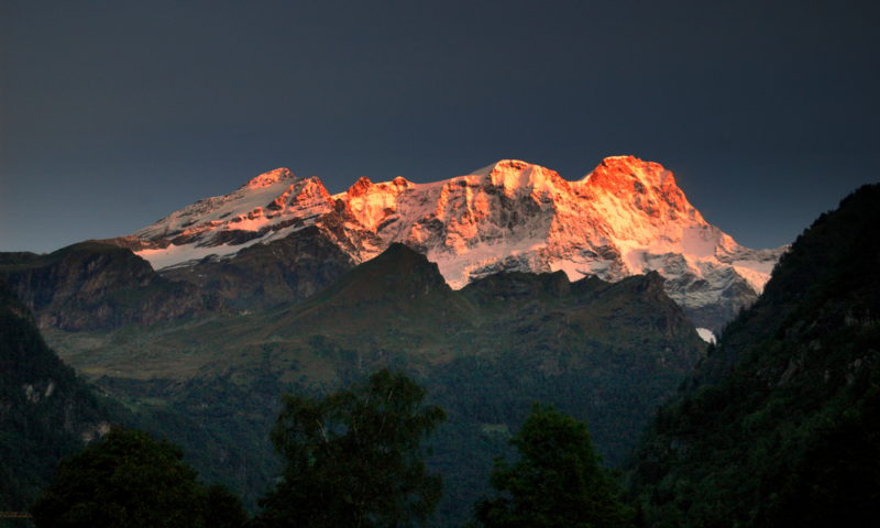 Mostra sui ghiacciai: quando l’arte abbraccia la montagna